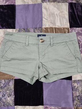 American Eagle Low Rise Shorts